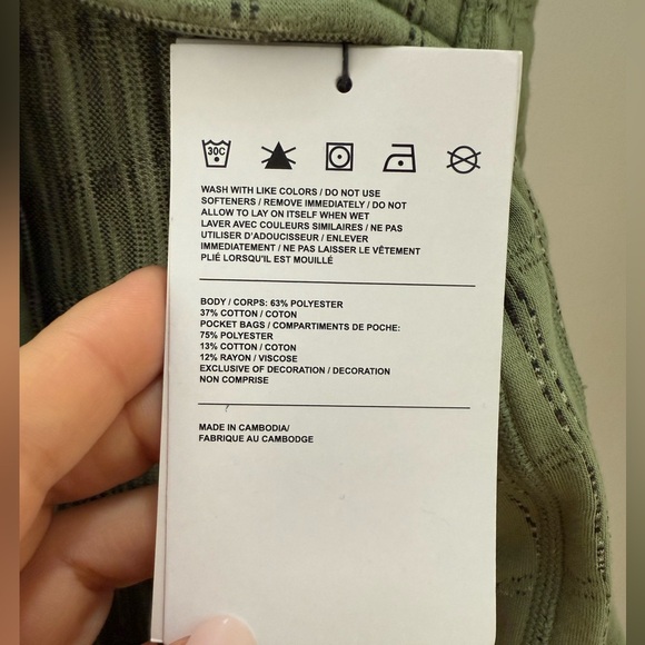 Nike Yoga Therma-FIT Luxe Jacquard Top Reversible Oil Sage Green Size XL NWT - Picture 14 of 14